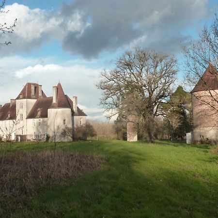 Le Claveau Paulnay Extérieur photo