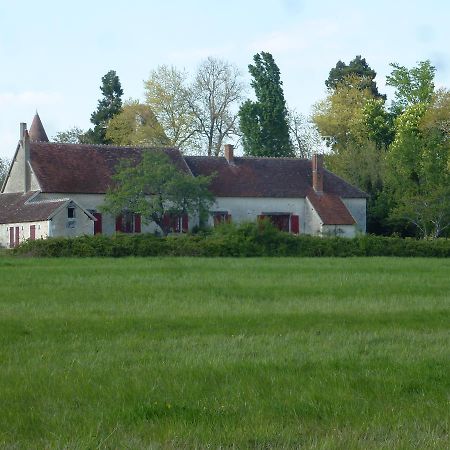 Le Claveau Paulnay Extérieur photo
